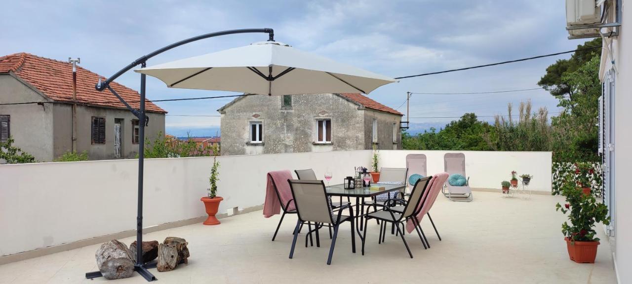 Apartments Villa Mihaela Banj Bagian luar foto