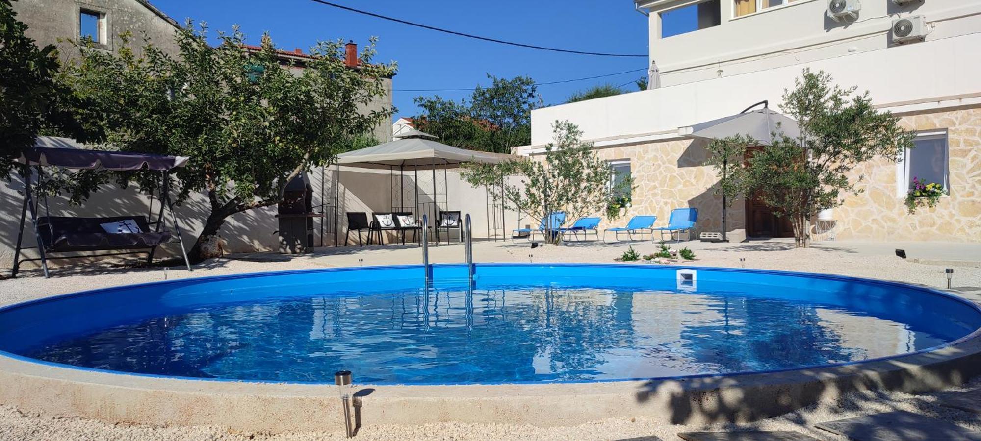 Apartments Villa Mihaela Banj Bagian luar foto