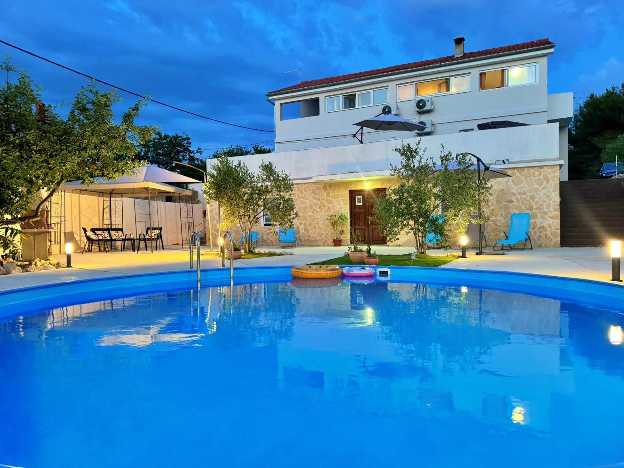 Apartments Villa Mihaela Banj Bagian luar foto
